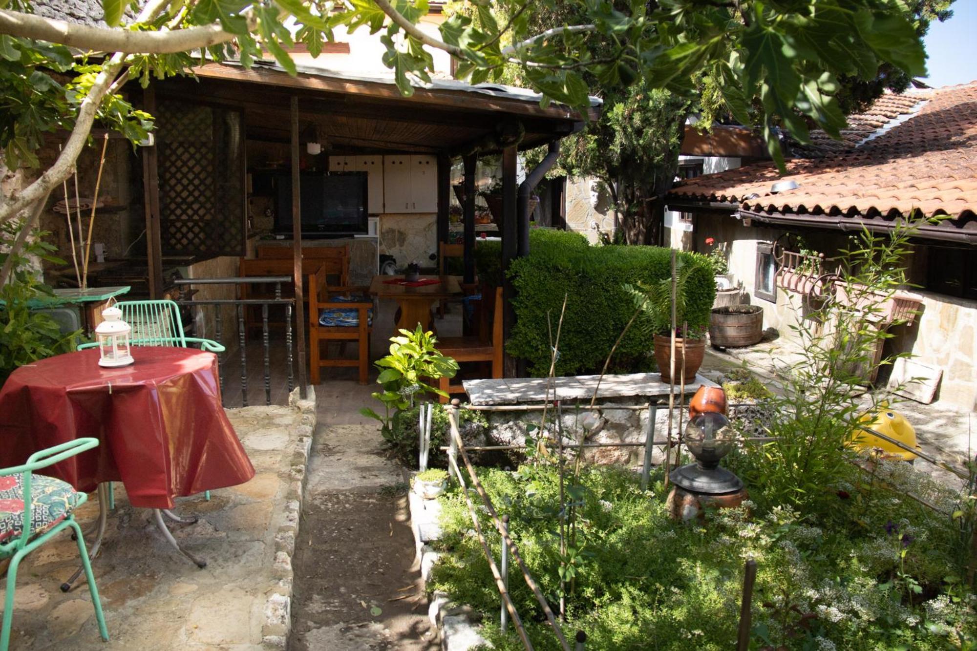 Старата Баkалия The Old Grocery, Guest Rooms Balchik Exterior foto